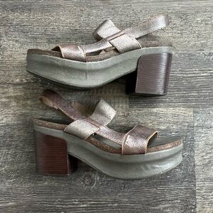 OTBT Indio Chunky Block Heel, Platform Shoes 10 pewter taupe grey